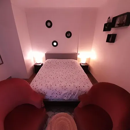 La Chaloupe 4 Bed & Breakfast 3*