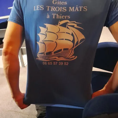 La Chaloupe 4 3* Thiers