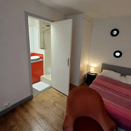 La Chaloupe 4 Bed & Breakfast 3*