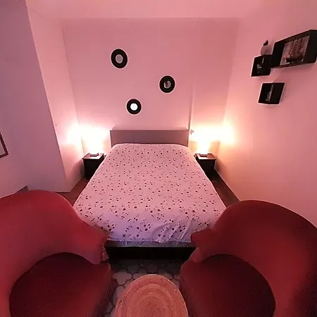 La Chaloupe 4 Couette-café Thiers